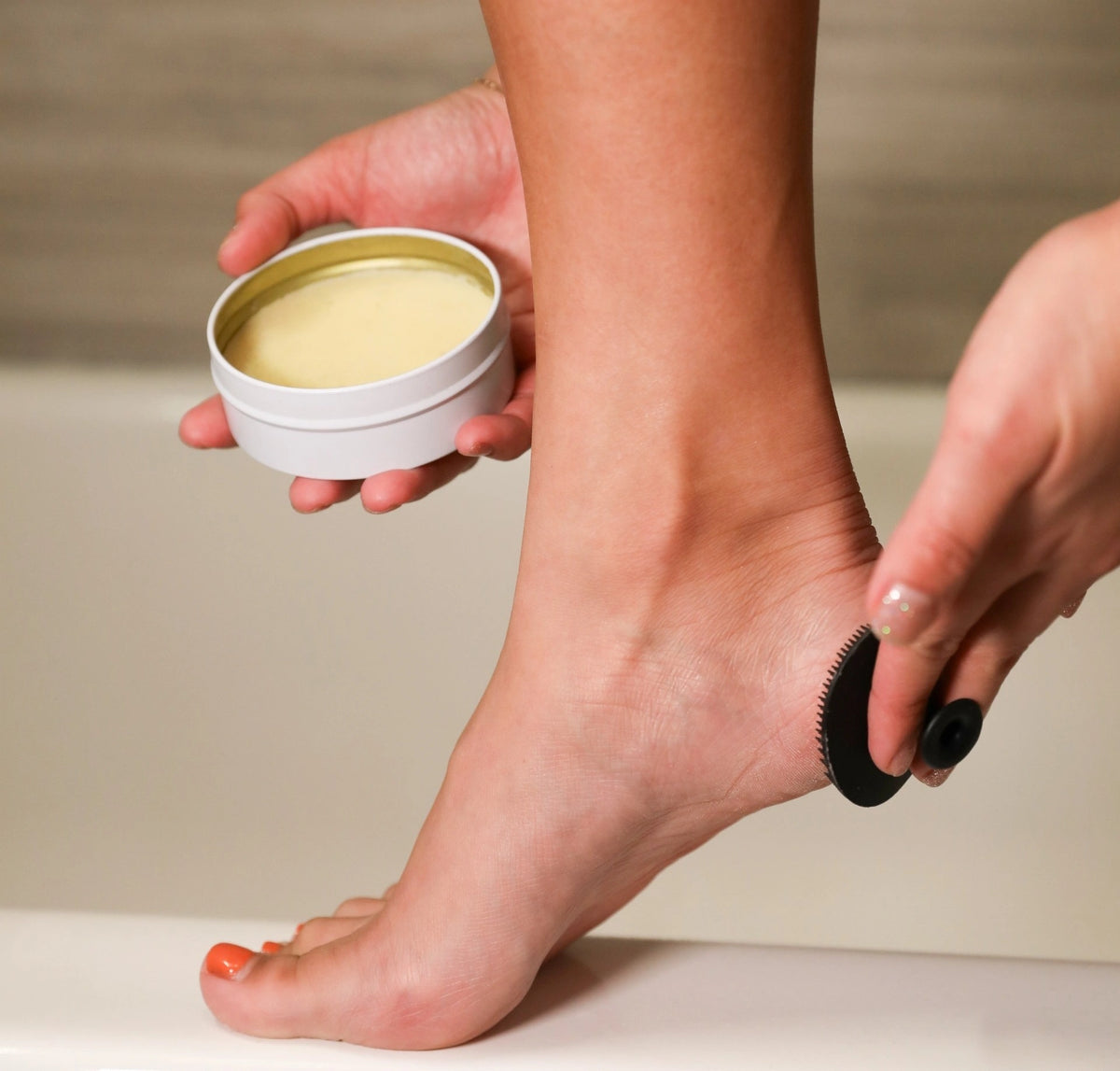 A Rich Organic Cocktail for Dry Feet